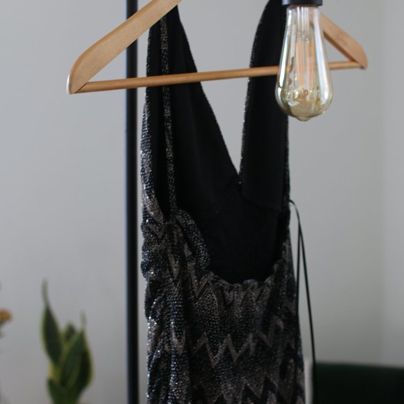 Backless Sparkly Dress - Picture 4 of 4